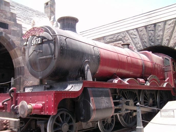 universal hogwarts express.JPG